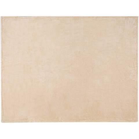 Restez au chaud et à l’aise avec la couverture en polyester sherpa Ashen. Fabriqué à partir de polyester recyclé 100 % doux et certifié GRS, elle est dotée d’un tissu sherpa confortable qui offre de la chaleur sans être trop lourd. Avec une taille de 126 x 152 cm, elle offre une surface suffisante pour un usage quotidien.