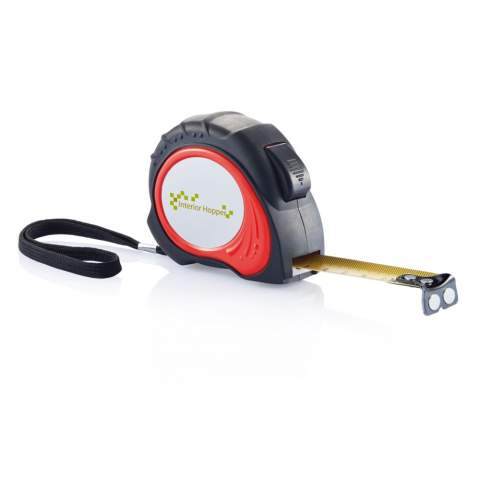 Kunststoffgehäuse mit schwarzem Gummigriff, schwarzem Clip, gelben Band mit 2 starken Magneten und silbernem Sticker.<br /><br />TapeLengthMeters: 5.00