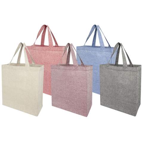 This Pheebs tote bag is strong and durable thanks to the 150 g/m² recycled cotton twill material. Handle length is 18.5 cm. The bag is manufactured from pre-consumer waste generated by factories during the fabric cutting process. Comes with a sturdy bottom board. Resistance up to 10 kg weight. There may be minor variations in the colour of the actual product due to the nature of the production process.