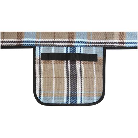 Striped 140 g/m2 water-resistance blanket, perfect for a picnic in the park with family or friends. The blanket can be rolled up for easy storage, and with the included handle it's easy to carry.