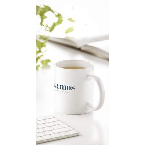 High quality ceramic mug. In all white or with a coloured exterior. Dishwasher safe. The imprint is dishwasher tested and certified: EN 12875-2. Capacity 350 ml.