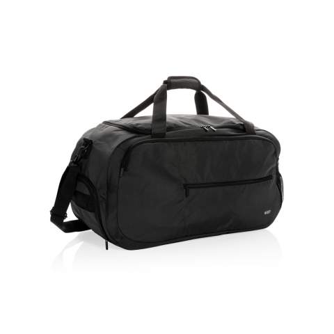Sac de sport Swiss Peak en rPET AWARE™ avec une grande ouverture accès facile pour trouver vos objets essentiels en un coup d'œil, poche avant à fermeture à zip et 2 poches extérieures en maille. L'extérieur de ce sac et la doublure sont fabriqués en 100% polyester recyclé. Avec traceur AWARE™ qui prouve l'utilisation réelles des matériaux recyclés. Chaque sac a réutilisé 31,05 bouteilles en PET 0,5L. 2% de chaque produit IMPACT vendu sera reversé à Water.org.<br /><br />PVC free: true