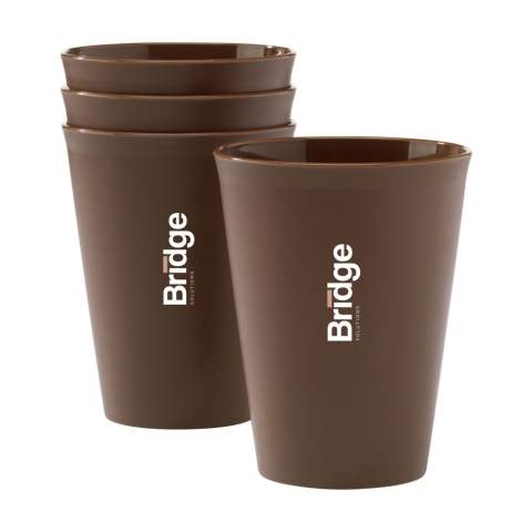WoW! This reusable cup is made from the waste of the sugar cane plant. The cup is suitable for hot drinks up to 120°C. Dishwasher-safe up to 70°C. Washing by hand is recommended to preserve the imprint. Capacity 360 ml.    After harvesting, the roots of the sugar cane plant remain in the ground. The stems and leaves are processed into a residue that is used to make bio-plastic. A sugarcane plant extracts CO2 from the air during growth and can live for up to 10 years.