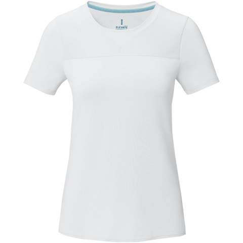 Das kurzärmelige Borax T-Shirt für Damen ist die perfekte Mischung aus Stil, Nachhaltigkeit und sportlicher Leistung. Es besteht zu 90 % aus GRS-zertifizierten, recycelten Materialien, die mit Elastan gemischt sind, um Dehnbarkeit und Komfort zu gewährleisten, und hat ein Stoffgewicht von 160 g/m2. Das Cool-Fit-Finish sorgt dafür, dass Sie kühl und trocken bleiben. Die GRS-Zertifizierung gewährleistet eine 100%ig zertifizierte Lieferkette vom Rohmaterial bis zu unseren Drucktechniken und macht dieses Kleidungsstück zu einer umweltfreundlichen Wahl.