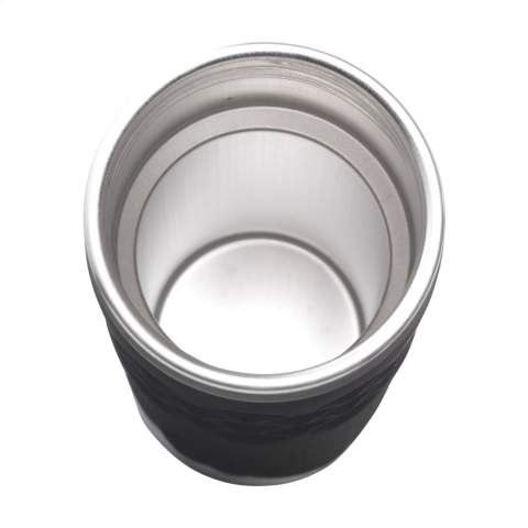 Double-walled, leak-proof plastic thermo cup with stainless steel inner wall, screw cap and click opening. With distinctive 3D Geometric diamond pattern on the holder. Non-slip base. Capacity 280 ml. Each item is individually boxed.
