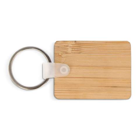 Voici notre porte-clés rectangulaire en bambou : Un accessoire élégant et écologique pour ranger vos clés. Fabriqué à partir de bambou durable, il ajoute une touche de nature à vos essentiels quotidiens. Rehaussez votre trousseau de clés avec ce choix unique et respectueux de l'environnement.