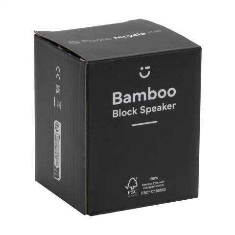 Bluetooth-Lautsprecher und kabelloses Ladegerät in einem Gehäuse aus wunderschönem, FSC 100% zertifiziertem Naturbambus und ABS. Die ideale Kombination zum Aufladen und Hören. Der kabellose 3W Bluetooth-Lautsprecher (Version 4.2) ist wiederaufladbar und verfügt über eine hervorragende Klangwiedergabe. Frequenz: 20HZ-20KHz. Mit eingebautem 400mAh Akku für eine Spieldauer von bis zu 3 Stunden. Das kabellose 5W-Ladegerät ist kompatibel mit Geräten, die das drahtlose Qi-Laden unterstützen (Androids und iPhones der neuesten Generation ab Modell 8). Eingang: 5V/1A. Drahtloser Ausgang: 5V/0,8A. Inklusive USB-C-Ladekabel und Gebrauchsanweisung. Wird einzeln in einem Kraftkarton geliefert.