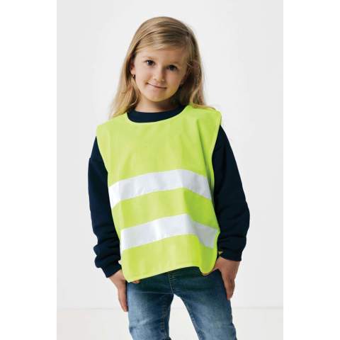 XS-sized high-visibility vest designed for children aged 3 to 6, with a height range of 90 to 140 cm. This vest features space for decoration on both the front and rear sides. It is equipped with hook and loop closures on the shoulders and at the bottom for added safety and easy donning. The elastic bands on the opposite side provide flexibility, allowing it to be comfortably worn over thick coats. This vest has rigorous testing and complies with EN 17353:2020 Type AB3. Furthermore, it adheres to the PPE guidelines specified in Regulation (EU) 2016/425 for Personal Protective Equipment Category II. Made with GRS certified recycled PET. Total recycled content: 55% based on total item weight. GRS certification ensures a completely certified supply chain of the recycled materials.