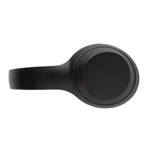 Casque sans fil pliable en ABS recyclé certifié RCS. RCS (Recycled Claim Standard) est une norme permettant la traçabilitié des matèriaux recyclés tout au long de la chaîne d'approvisionnement. Contenu recyclé total : 65% sur la base du poids total de l'article. BT 5.0 pour une connexion ultra fluide et une distance de fonctionnement jusqu'à 10 mètres. La conception supra-auriculaire des écouteurs permet une expérience sonore parfaite. Batterie 200 mAh pour une autonomie de lecture jusqu'à 6 heures et se recharge en 1,5 heures. Avec micro et fonction pick-up. Article et accessoires sans PVC. Câble de charge en matériau TPE recyclé sans PVC inclus.<br /><br />HasBluetooth: True<br />PVC free: true