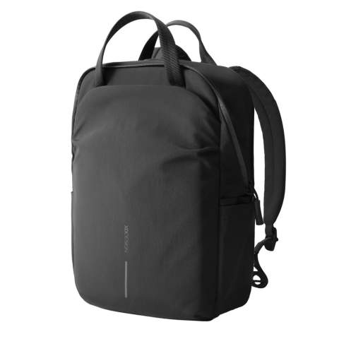 Sac à dos/Tote souple, compagnon élégant et polyvalent, conçu pour un transport au quotidien sans effort. Doté de l'innovante fermeture à glissière Duo-Zipper de XDDESIGN, il s'agrandit pour révéler deux styles distincts, combinant praticité et style. Avec un design antivol sécurisé et une fermeture zippée à glissière, vos affaires sont en sécurité à tout moment. Parfait pour le travail, l'université ou les loisirs, il offre 11 zones de rangement bien pensées pour garder vos objets essentiels organisés. L'extérieur minimaliste est fabriqué en nylon recyclé durable et léger, tandis que la doublure est conçue avec AWARE™, l'utilisation de tissu recyclé authentique est garantie. 42,64 % de contenu recyclé. Modèle déposé®<br /><br />FitsLaptopTabletSizeInches: 16.0<br />PVC free: true