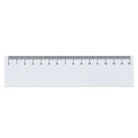 Règle en plastique, 15 cm. Grande surface de marquage.