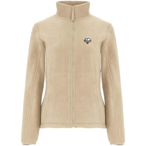 Fleece jacket with high lined collar and matching reinforced covered seams. Injected zip with matching puller made of fabric. Cuffs with elastic trim. Side pockets. Fitted-cut. Bottom hem with inner side adjusters. Removable label. The model is 179 cm and is wearing size S.