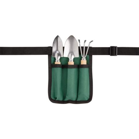 3 pcs wood garden set including a big shovel, small shovel and rake. Polyester hip pouch to store the tools in. Hip belt with clip adjustable in size up to 120 cm.