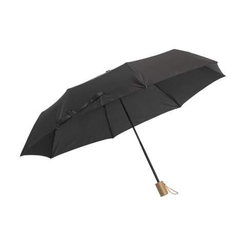 WoW! Opvouwbare paraplu met 190T RPET pongee polyester bespanning. Met RVS frame en steel, mooie bamboe handgreep met katoenen lus, klittenbandsluiting, opberghoes en RPET label. Manuele bediening. RCS-gecertificeerd. Totaal gerecycled materiaal: 18%.