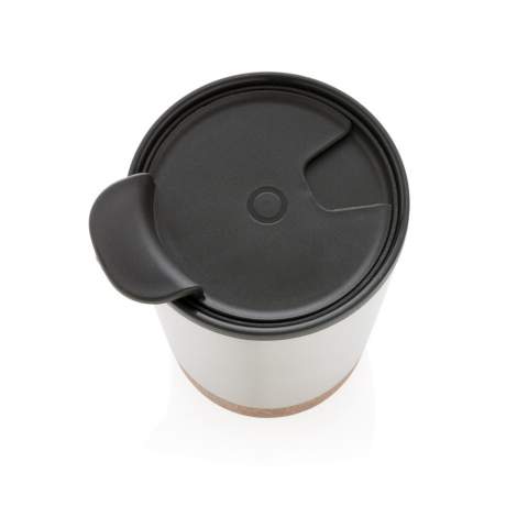 Doppelwandiger Kaffeebecher, Kunststoff innen und einzigartige Korkdetails außen. Hält Ihre Getränke für bis zu 3h warm und bis zu 6h kalt. Inhalt: 300ml. Nur Handwäsche.<br /><br />HoursHot: 3<br />HoursCold: 6