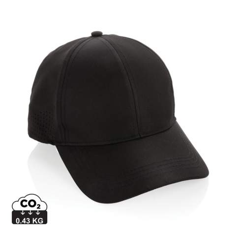 Die Impact AWARE™ rPET 6-Panel-Sportkappe bietet eine bequeme Passform mit Luftlöchern an der Außenseite, sowie einer verstellbaren Schnalle. Diese Kappe, passend zu jedem Look, ist in einer tollen Auswahl an Farben erhältlich. Mit AWARE™ Tracer, der die tatsächliche Verwendung von recycelten Materialien validiert. Weiters werden 2% des Erlöses jedes verkauften Aware™-Produkts an Water.org gespendet.