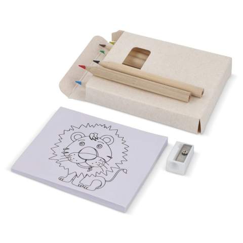 Un ensemble créatif complet, incluant 6 crayons de couleur, un taille-crayon, un livre de coloriage, le tout emballé dans une boîte en brique de lait recyclé. Parfait pour les voyages, il offre des heures de divertissement dans un kit compact et durable. L'impression numérique écologique, respectueuse de l'environnement, un cadeau idéal pour les artistes de tous âges.