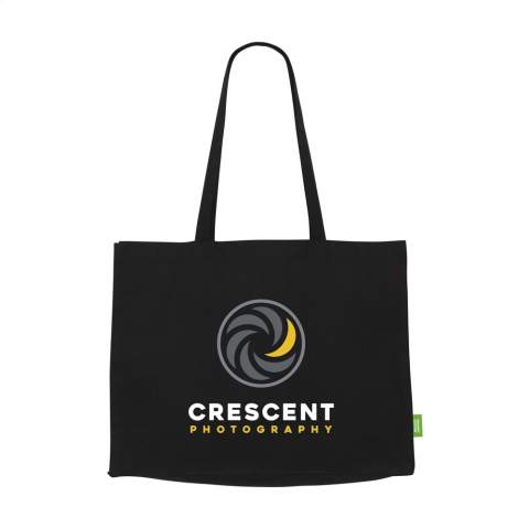 WoW! Sturdy ECO shopping bag made of 100% organic quality cotton (180 g/m²). With long handles and made from Durable and environmentally friendly material, this shopping bag is the perfect replacement for one-use plastic bags. Capacity approx. 19 litres.