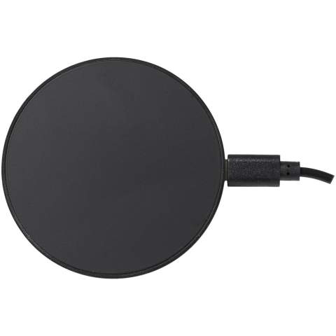 10W wireless charging station with light-up logo and antibacterial treatment, with a charging cable made of recycled PET. Delivered in a black gift box of recycled paper with magnetic closing mechanism. Patent EUROPE EUIPO.
