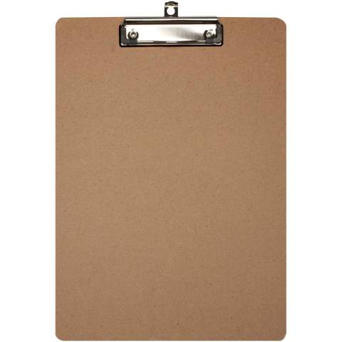 Handliches Klemmbrett aus MDF (mitteldichte Faserplatte). Die Klammer, die das Papier hält, besteht aus Eisen und PP Kunststoff. Größe 32 x 23 x 0,24 cm.