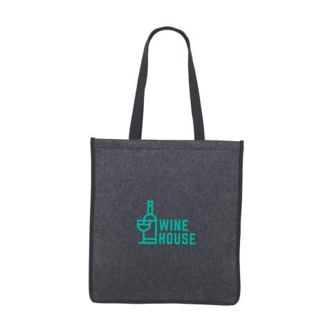 WoW! Robuster Shopper aus RPET-Filz und recycelter Baumwolle (320 g/m²). Diese Tasche bietet viel Platz und hat lange Griffe. GRS-zertifiziert. Gesamtes recyceltes Material: 95%. Fassungsvermögen ca. 14 Liter.