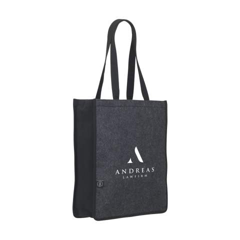 WoW! Robuster Shopper aus RPET-Filz und recycelter Baumwolle (320 g/m²). Diese Tasche bietet viel Platz und hat lange Griffe. GRS-zertifiziert. Gesamtes recyceltes Material: 95%. Fassungsvermögen ca. 14 Liter.