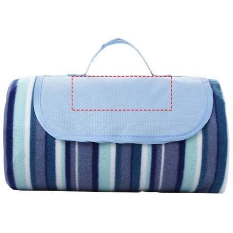 Picnic blanket with water resistant backing with easy carry handle. Blanket size is 145 x 130 cm.