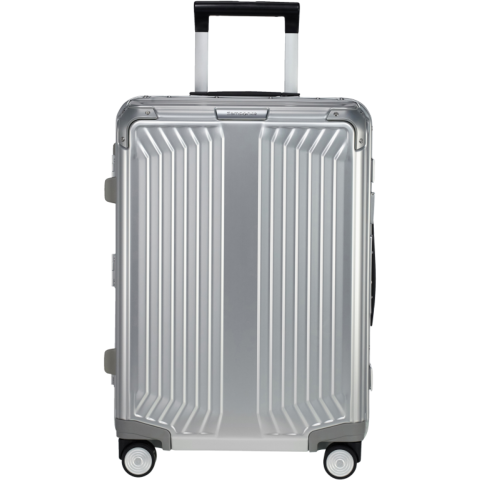 De Lite-Box Alu™ koffers zullen al jouw verwachtingen overstijgen, en dit zowel op vlak van design als op vlak van functionaliteit. Deze premium koffers zijn gemaakt uit duurzaam geanodiseerd aluminium en extra verstevigd aan de hoeken. Jouw spullen zitten gegarandeerd veilig dankzij de geïntegreerde TSA combinatiesloten. De Lite-Box Alu™ straalt puur vakmanschap uit en dat weerspiegelt zich ook in de superieure features. Zo zorgen de stille dubbele wielen en de lange dubbele trekstang voor een optimaal rijcomfort. Met de personalisatie tag geef je jouw koffer direct een persoonlijke touch.<br /><br />De binnenkant van jouw Lite-Box Alu™ koffer kan je naar behoefte organiseren. Beide compartimenten zijn voorzien van inpakriemen en een verwijderbaar tussenschot, zodat je jouw spullen zorgvuldig kan inpakken. Jouw kleinere travel essentials, kan je kwijt in de vele ritsvakken, allen voorzien van een zachte kwalitatieve voering. Aluminium materiaal kan onderhevig zijn aan krassen en deuken, wat je bagage karakter zal geven tijdens jouw reizen. Reisherinneringen vervagen nooit. Op deze collectie geeft Samsonite maar liefst 10 jaar wereldwijde (beperkte) garantie.<br /><br />Personalisatie is mogelijk door middel van een gravering of een gepersonaliseerde tag.