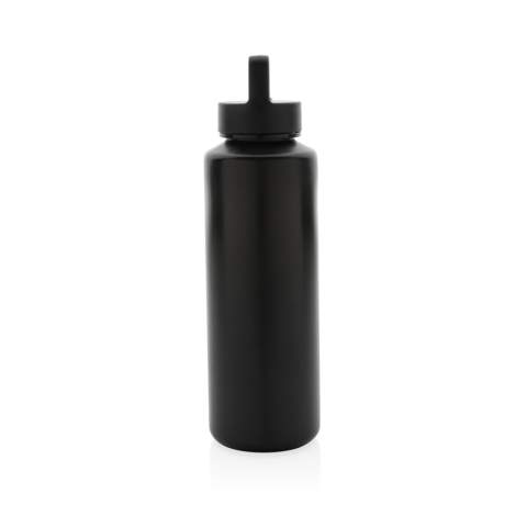 This beautiful bottle with handle is made with RCS certified recycled PP. RCS certification ensures a completely certified supply chain of the recycled materials. The tumbler features a leakproof twist lid for on the go usage. Total recycled content: 97% based on total item weight. BPA free. Capacity 500ml. An FSC®-certified kraft tag is included.