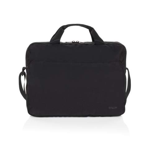 Mit der Swiss Peak Aware™ RPET Essential 15.6" Laptop Tasche tragen Sie Ihre Technik mit Stil. Diese elegante Tasche aus 100 % rPET verfügt über ein Hauptfach mit einem speziellen Laptopfach, in das moderne 15,6-Zoll-Laptops sicher passen. Die Tasche hat außerdem eine Reißverschlusstasche auf der Vorderseite für Zubehör, zwei Tragegriffe und einen abnehmbaren, verstellbaren Schultergurt (120cm) mit Schnallen für einfaches Tragen. Das Swiss Peak-Logo auf der Vorderseite verleiht dem funktionalen Design einen Hauch von Eleganz. Hergestellt aus recyceltem Polyester, das mit dem AWARE™-Tracer versehen ist. 2% des Erlöses jedes verkauften Produkts mit AWARE™ wird an Water.org gespendet. PVC-frei.<br /><br />FitsLaptopTabletSizeInches: 15.6<br />PVC free: true