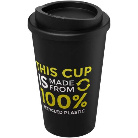 Een geweldige oplossing voor duurzaam drinkgerei! Deze dubbelwandige geïsoleerde beker is gemaakt van 100% gerecycled materiaal, dat volledig recyclebaar is. Geleverd met een draaideksel en een zwarte binnenlaag. Door de aard van gerecycled plastic kunnen er kleine vlekjes of wat kleurvariatie optreden. Inhoud: 350 ml. Gemaakt in het Verenigd Koninkrijk. Verpakt in een gerecyclede PE plastic zak. BPA-vrij.