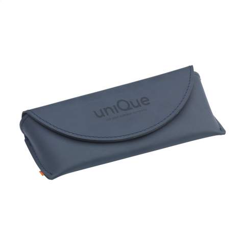 This designer sunglasses case is made from recycled leather waste (from Italian leather) and natural binders. A product of the MADE out of brand. The recycled leather is very sturdy, has an attractive matte appearance and also smells like leather. The coloured top layer is made of a very thin 100% water-based PU coating. Durable sunglasses case with magnetic closure. Protects your sunglasses when not in use. Handmade. Dutch design. Made in Holland.