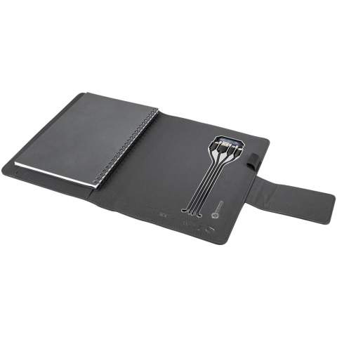Light-up logo notebook with a 4000 mAh power bank with a 3-in-1 integrated cable (Type-C, Android, iPhone). Input: 5V/1A. Output: 5V/2A. When opened, the magnetic strap lights up. This functionality works for up to 25 days without recharging the device! The removable A5 notebook comes with 30 pages of recycled and biodegradable paper. Delivered with a gift box with magnetic closure, made out of recycled paper.