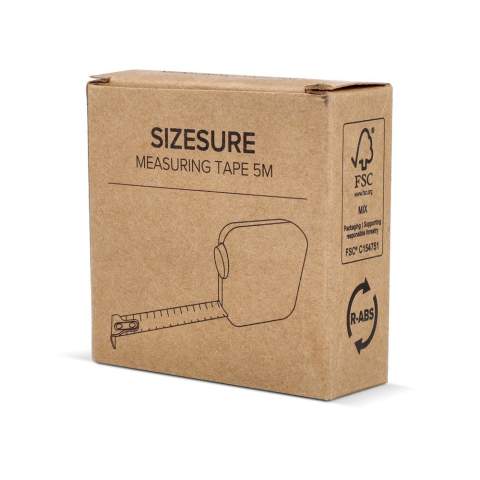 Ruban à mesurer durable de 5 mètres en ABS recyclé, d'une largeur de 19 mm et d'une rigidité allant jusqu'à 1,7 m. Sa surface plane est idéale pour le marquage. Conforme aux normes CEE de classe MID II pour des mesures précises.