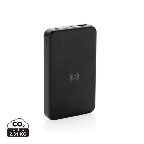 Diese 5.000 mAh 5W Wireless Powerbank im Taschenformat hat ein Gehäuse aus RCS-zertifiziert recyceltem ABS. RCS (Recycled Claim Standard) ist ein Standard zur Überprüfung des Recyclinganteils eines Produkts über die gesamte Lieferkette hinweg. Recycelter Gesamtanteil: 26%, bezogen auf das Gesamtgewicht des Produkts. Bei voller Aufladung liefert die Powerbank genug Energie, um Ihr Mobiltelefon bis zu zweimal wieder aufzuladen. Die Powerbank enthält einen langlebigen A-Grade High-Density 5.000mAh-Lithium-Polymer-Akku. Mit Ladestandsanzeige. Micro-USB-Input: 5V/2A; Type-C-Input: 5V/2,4A; USB-Output: 5V/2,4A, Type-C-Output: 5V/2A. Artikel und Zubehör PVC-frei. Inklusive RCS-zertifiziert recyceltem TPE-Ladekabel. Verpackt in FSC®-Mix-Verpackung.<br /><br />WirelessCharging: true<br />PowerbankCapacity: 5000<br />PVC free: true