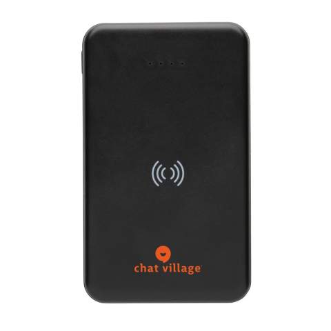 Diese 5.000 mAh 5W Wireless Powerbank im Taschenformat hat ein Gehäuse aus RCS-zertifiziert recyceltem ABS. RCS (Recycled Claim Standard) ist ein Standard zur Überprüfung des Recyclinganteils eines Produkts über die gesamte Lieferkette hinweg. Recycelter Gesamtanteil: 26%, bezogen auf das Gesamtgewicht des Produkts. Bei voller Aufladung liefert die Powerbank genug Energie, um Ihr Mobiltelefon bis zu zweimal wieder aufzuladen. Die Powerbank enthält einen langlebigen A-Grade High-Density 5.000mAh-Lithium-Polymer-Akku. Mit Ladestandsanzeige. Micro-USB-Input: 5V/2A; Type-C-Input: 5V/2,4A; USB-Output: 5V/2,4A, Type-C-Output: 5V/2A. Artikel und Zubehör PVC-frei. Inklusive RCS-zertifiziert recyceltem TPE-Ladekabel. Verpackt in FSC®-Mix-Verpackung.<br /><br />WirelessCharging: true<br />PowerbankCapacity: 5000<br />PVC free: true