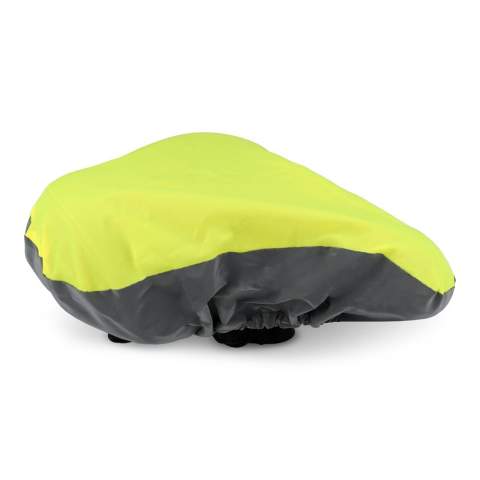 Housse de selle de vélo fabriquée à partir de PET recyclé et dotée d'une section réfléchissante pour une meilleure visibilité par faible luminosité. Facile à attacher à l'aide d'un élastique, elle s'adapte à la plupart des selles standard. Le choix idéal pour protéger votre selle de la pluie et de l'usure. Déperlant.