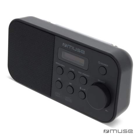 Deze elegante draagbare radio is zeer compact en werkt op batterijen. Met DAB+ wordt radio luisteren nog leuker. U heeft een groter aanbod van zenders en een helder geluid zonder ruis. Uitgerust met een hoofdtelefoonaansluiting die zorgt dat je in alle rust kunt genieten van je favoriete radioprogramma.