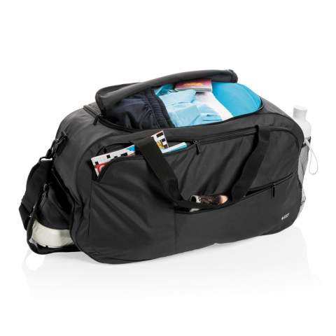 The Swiss Peak AWARE™ RPET modern sports duffle is the perfect companion for a visit to the gym or a short break. With a big easy access opening you can find your essentials at a glance. Zipper front pocket and 2 outer mesh pockets. The duffel has straps that let you carry it any way that feels best. The duffle exterior and lining is made with 100% recycled polyester. With AWARE™ tracer that validates the genuine use of recycled materials. Each bag saves 18.8 litres of water and has reused 31.5 0.5L PET bottles. 2% of proceeds of each product sold  with AWARE™ will be donated to Water.org.<br /><br />PVC free: true