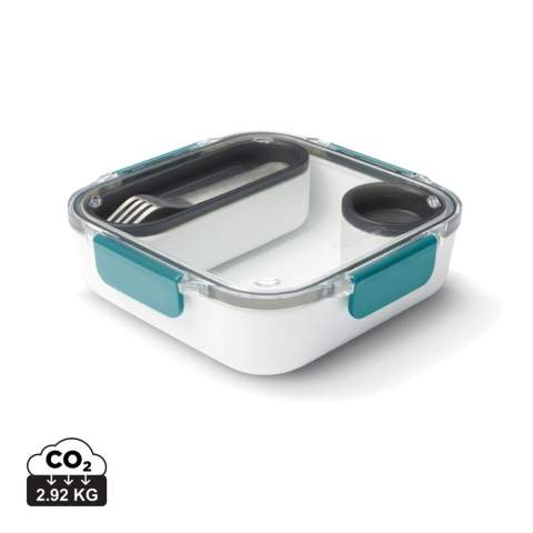 Inspiriert vom allerersten Lunchbox-Design von Black+Blum. Die Lunch Box Original sieht aus wie eine Keramikschüssel und enthält einen Innenbehälter sowie einen auslaufsicheren Soßentopf mit Garnierbereich im Deckel und eine Gabel aus Edelstahl. Mikrowellen- und spülmaschinenfest, abgesehen vom Tritan-Deckel. Ein eventeller Logodruck wird einer Spülmaschinenwäsche jedoch nicht standhalten.