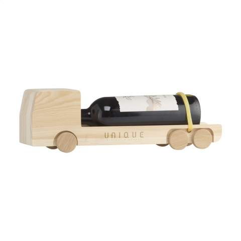 Rackpack Wine Truck: een wijnkist en een speelgoedtruck in één. De Rackpack Winetruck is een mooi cadeau voor iedere levensgenieter! En als de fles uit de Winetruck wordt gehaald, heb je cool design speelgoed voor kinderen en volwassenen die jong van hart zijn! Een ideaal cadeau voor zakelijke relaties met kinderen. Rackpack: een wijngeschenkkist van FSC 100% gecertificeerd hout met een nieuw tweede leven! • geschikt voor één fles wijn • 8-10 mm dennenhout • wijn niet inbegrepen. Per stuk in kraft doos.