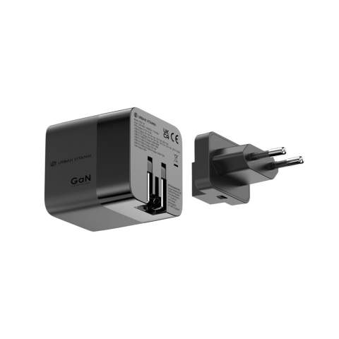 Mendocino ist ein 65W PD-GaN-Ladegerät mit integriertem 80cm langem USB-C-Kabel, sodass Sie zum Aufladen kein separates Kabel benötigen. Es wird außerdem mit austauschbaren EU- und UK-Steckern geliefert und ist somit der perfekte Reisebegleiter. GaN ist eine Ladetechnologie der nächsten Generation, die eine kompaktere Größe, weniger Wärmeentwicklung und eine höhere Energieeffizienz ermöglicht. Mendocino lädt alle Ihre Geräte mit voller Geschwindigkeit, einschließlich Laptops, Tablets und Smartphones – und dank der zusätzlichen USB-C-Anschlüsse und USB-A-Ausgänge können bis zu drei Geräte gleichzeitig aufgeladen werden. Mendocino besteht aus RCS-zertifiziert (Recycled Claim Standard) recyceltem, feuerfestem PC. Gesamtanteil an recyceltem Material: 18% bezogen auf das Gesamtgewicht des Artikels. Urban Vitamin-Artikel werden ohne PVC hergestellt und in einer Verpackung mit reduziertem Kunststoffanteil verpackt.<br /><br />PVC free: true