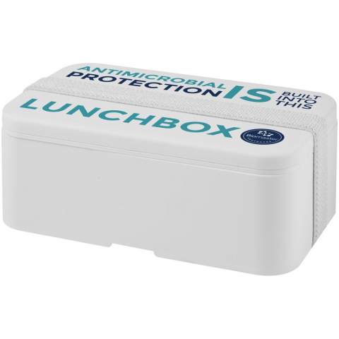 The MIYO Pure lunch box is using Biomaster technology, which provides protection against the growth of harmful micro-organisms on the surfaces of the lunch box, which is effective for the lifetime of the product without affecting its recyclability. The lunch box offers a 700 ml capacity. The lid is held in place with a band made from recycled PET. Made in the UK and packed in a home compostable bag. Fully customise your MIYO by adding individual recipient names to the lid – please contact us for more details.