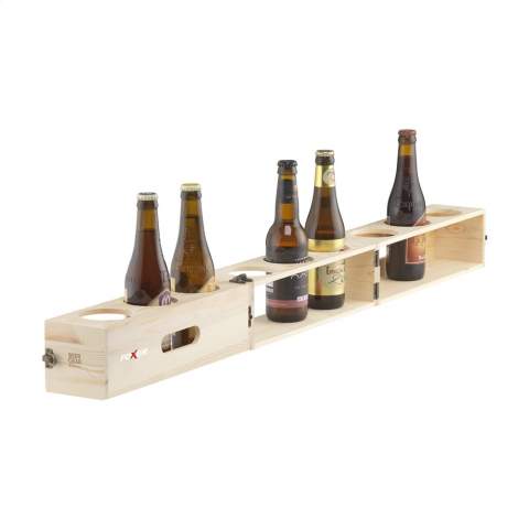 Rackpack Beer Gear : une boîte-cadeau de bière et un plateau de bière de mètre en un produit. Un coffret cadeau pouvant contenir jusqu'à 5 bouteilles de bière. La caisse peut être repliée dans un support pour un mètre de bière (9 verres de bière). Alors invitez 8 amis et commencez la fête. Rackpack : un coffret en bois FSC avec une nouvelle seconde vie !  • convient pour une bouteille de vin • bois de pin durable certifié FSC de 8 à 10 mm • bière non inclus. Chaque article est fourni dans une boite individuelle en papier kraft marron.