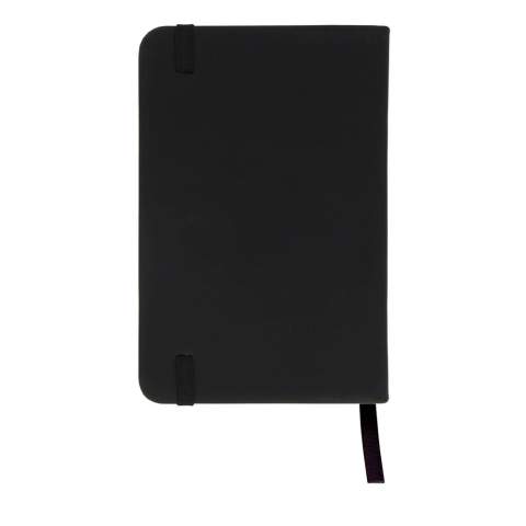 Voici notre carnet A6 avec des pages FSC ! Fabriqué à partir de matériaux R-PET/PU respectueux de l'environnement, c'est votre compagnon durable pour noter vos idées et vos notes. Chaque page que vous remplissez a un impact positif.