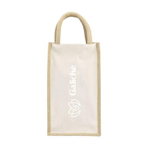 WoW! Sturdy wine bag with handles. This wine gift box is made from jute and organic canvas and can hold two bottles of wine (not included). OEKO-TEX® certified. The bag is divided in to two compartments to prevent any damage to the bottles.