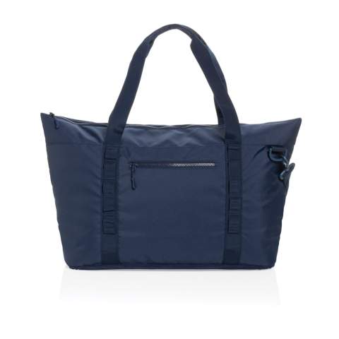 De Sonny Aware™ RPET XL koeltas is ontworpen voor degenen die voldoende ruimte en efficiënte koeling onderweg nodig hebben. Gemaakt van 100% RPET-materiaal met een duurzame PEVA-bekleding, is deze koeltas zowel functioneel als stijlvol. Hij heeft twee stevige webbinghandvatten en een verstelbare schouderriem van 140 cm voor comfortabel dragen. De webbinglussen aan de voorkant stellen je in staat om kleine items vast te maken, terwijl de voorzak met rits en de mesh drinkhouder aan de achterkant gemakkelijke toegang bieden tot je essentials. Het ruime hoofdcompartiment is gevoerd met zilvergrijze PEVA, perfect om je eten en drinken koel en vers te houden. De tas is afgewerkt met kleurgecoördineerde zakken, ritsen en trekkoorden voor een strakke uitstraling. Gemaakt van gerecycled polyester met de AWARE™ tracer. 2% van de opbrengst van elk product dat met AWARE™ wordt verkocht, wordt gedoneerd aan Water.org. PVC-vrij.<br /><br />PVC free: true