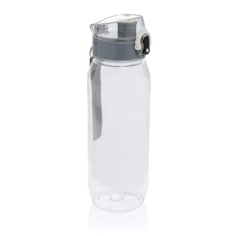 Bouteille d'eau 800ml en PET recyclé RCS est étanche et dispose d'un couvercle verrouillable et actionnable d'une seule main. Elle est également munie d'une poignée pour faciliter le transport. Le corps de la bouteille est composé à 100 % de rPET certifié RCS. La certification RCS garantit une chaîne d'approvisionnement entièrement certifiée pour les matériaux recyclés. Laver à la main uniquement. Ce produit est réservé aux boissons froides. Contenu recyclé total : 73 % sur la base du poids total de l'article. Sans BPA. Emballage cadeau en kraft certifié FSC® inclus.