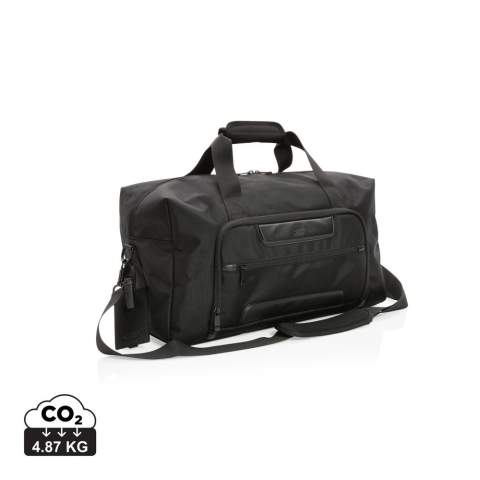 The Swiss Peak AWARE™ RPET Voyager weekend bag is a modern travel bag. Made from durable 1680D recycled polyester with rich PU details, the bag is a perfect companion for a weekend away. The travel bag has a roomy compartment and an internal zipper pocket. The front zipper pocket houses multiple pockets for handy internal organisation. Additional features are a luggage tag and RFID pockets. In short: an absolute must-have for a weekend away. The exterior is made from 1680D recycled polyester and the lining is 150D recycled polyester. With AWARE™ tracer that validates the genuine use of recycled materials. Each bag has reused 50.7 0.5L PET bottles. 2% of proceeds of each product sold containing AWARE™ will be donated to Water.org.<br /><br />PVC free: true
