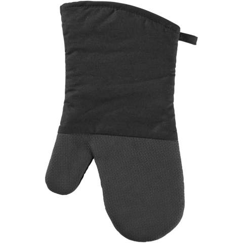 Manique pour droitier avec grip en silicone et motif à carreaux sur l'autre côté. L'ouverture de la manique est de 14 cm.